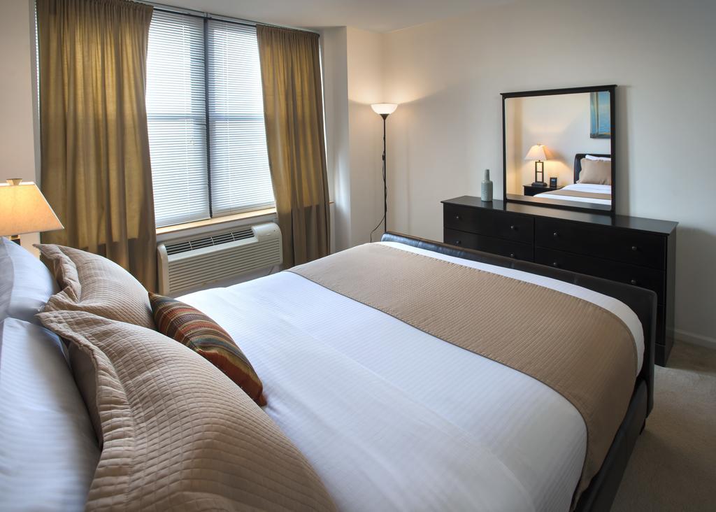 Grove Pointe - A Premier Furnished Apartment 저지시티 외부 사진