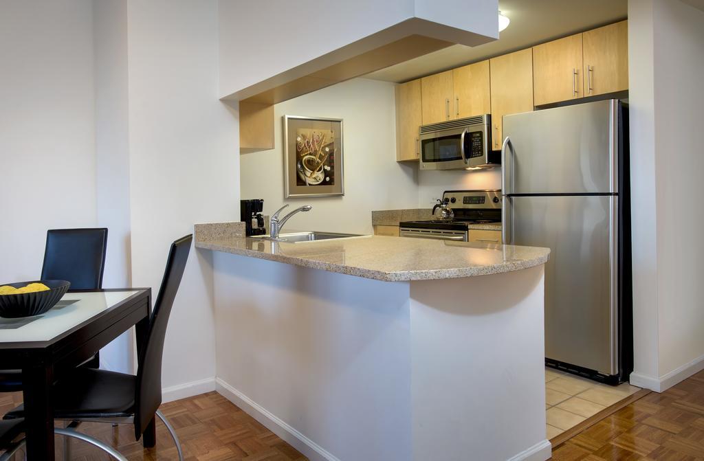 Grove Pointe - A Premier Furnished Apartment 저지시티 외부 사진